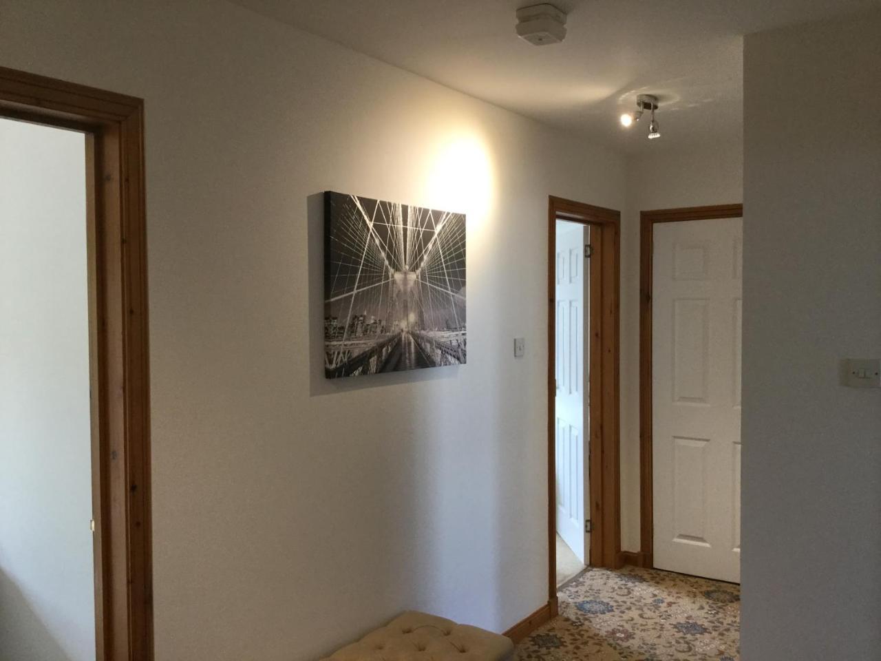 Two-Bedroom Apartment - Golf View Free Parking Инвернесс Экстерьер фото